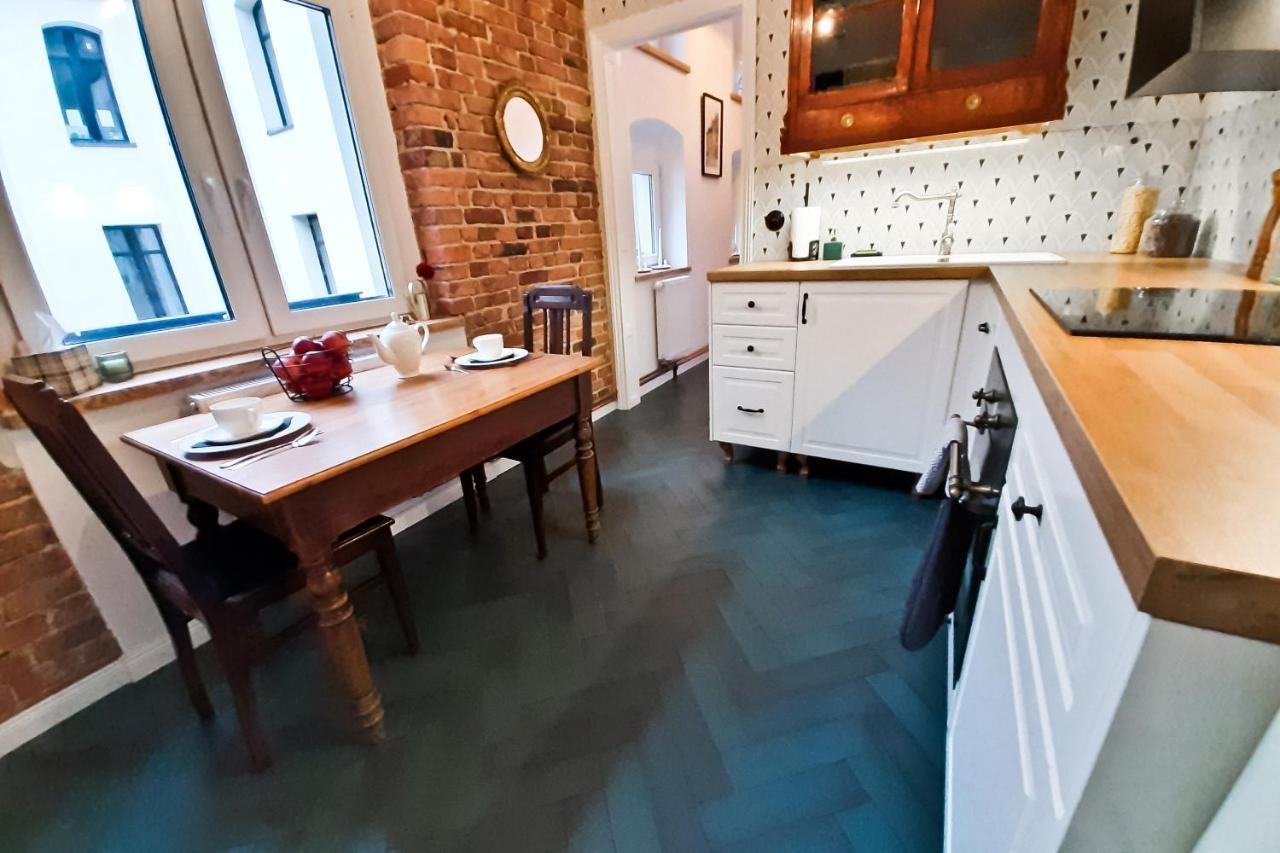 Wilhelmstadt Apartment 60M - Parking Торунь Экстерьер фото