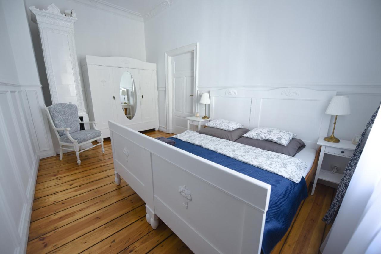 Wilhelmstadt Apartment 60M - Parking Торунь Экстерьер фото