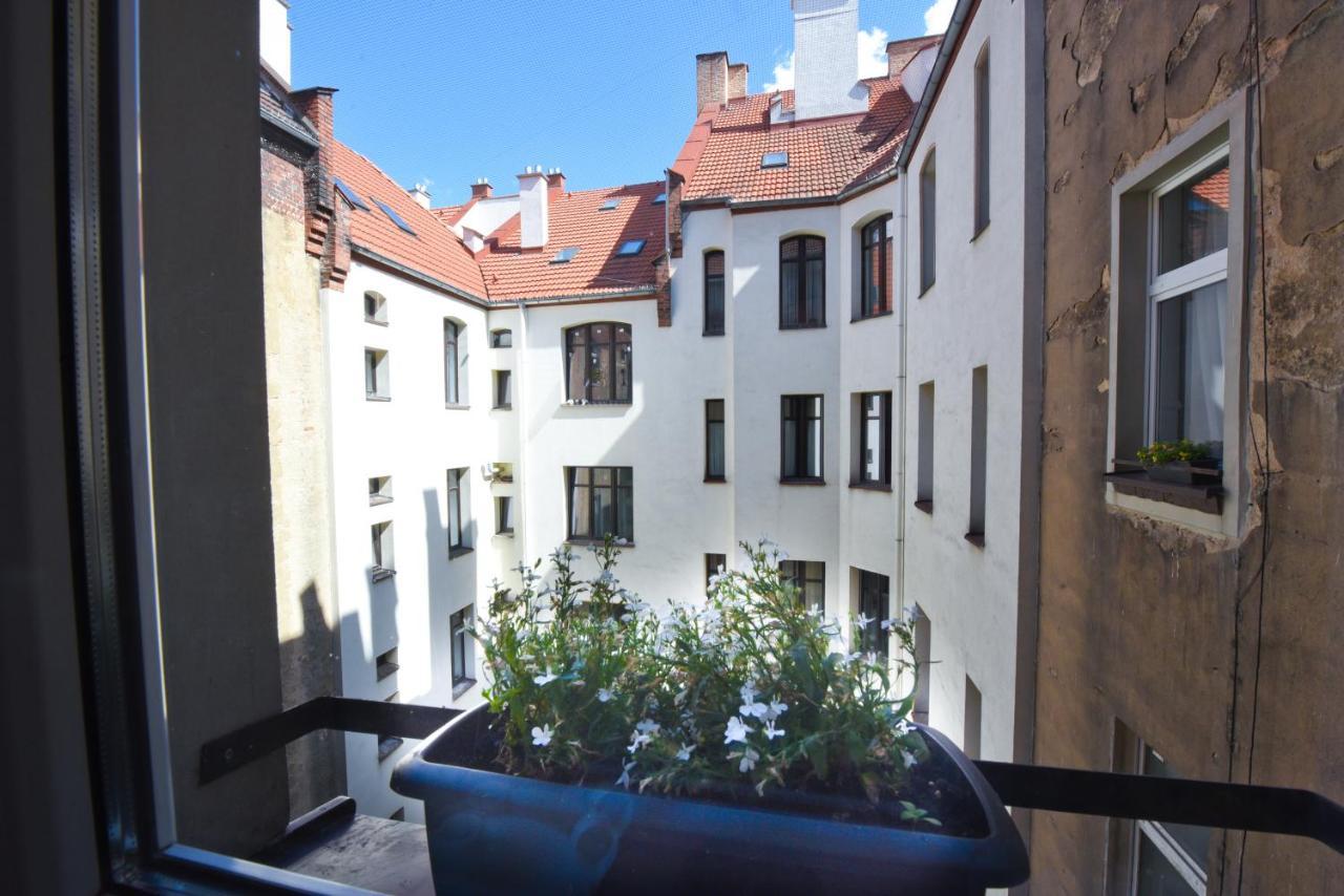 Wilhelmstadt Apartment 60M - Parking Торунь Экстерьер фото